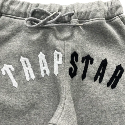Conjunto Trapstar Split Arch Cinza