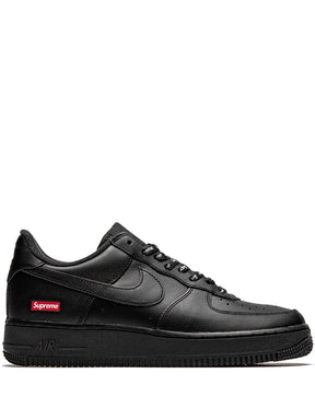 Tênis x Supreme Air Force 1 Low