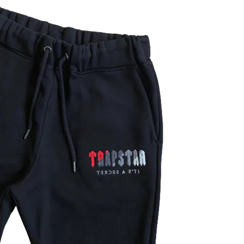 Conjunto Trapstar Chenille Decoded Preto/Vermelho